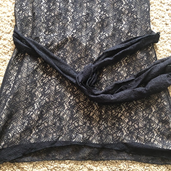 Max Studio Black Lacy Top - Picture 6 of 8